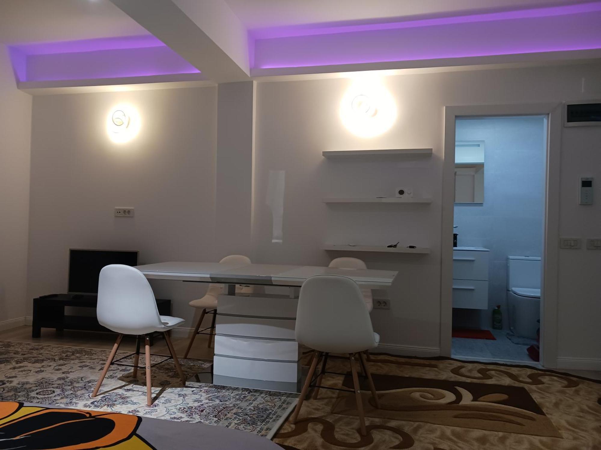 Myky Mouse Nu Primesc Santieristi Si Petrecareti Daire Bükreş Dış mekan fotoğraf